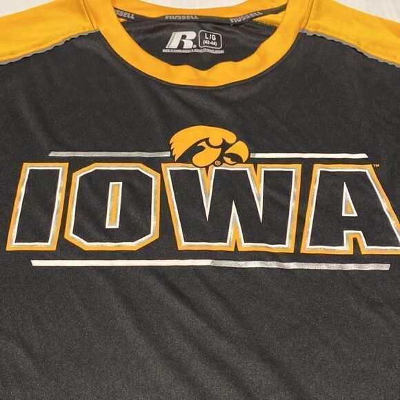 Mens Black Iowa Hawkeyes short sleeve pullover shirt size Large 42-44 - Picture 5 of 6